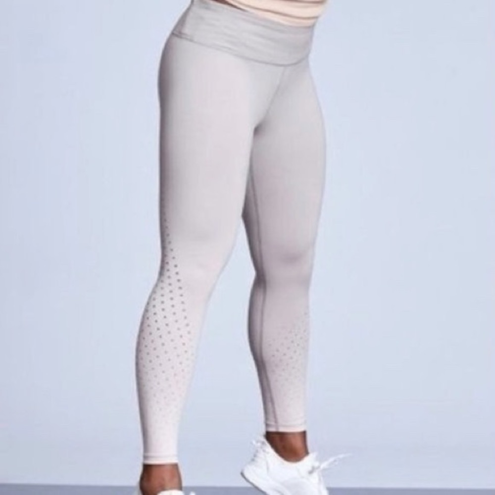 Athleta Laser Cut Mauve Ombré Leggings - Picture 4 of 17